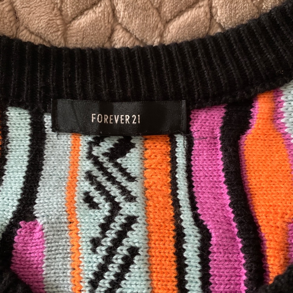 Sweater - Picture 3 of 5